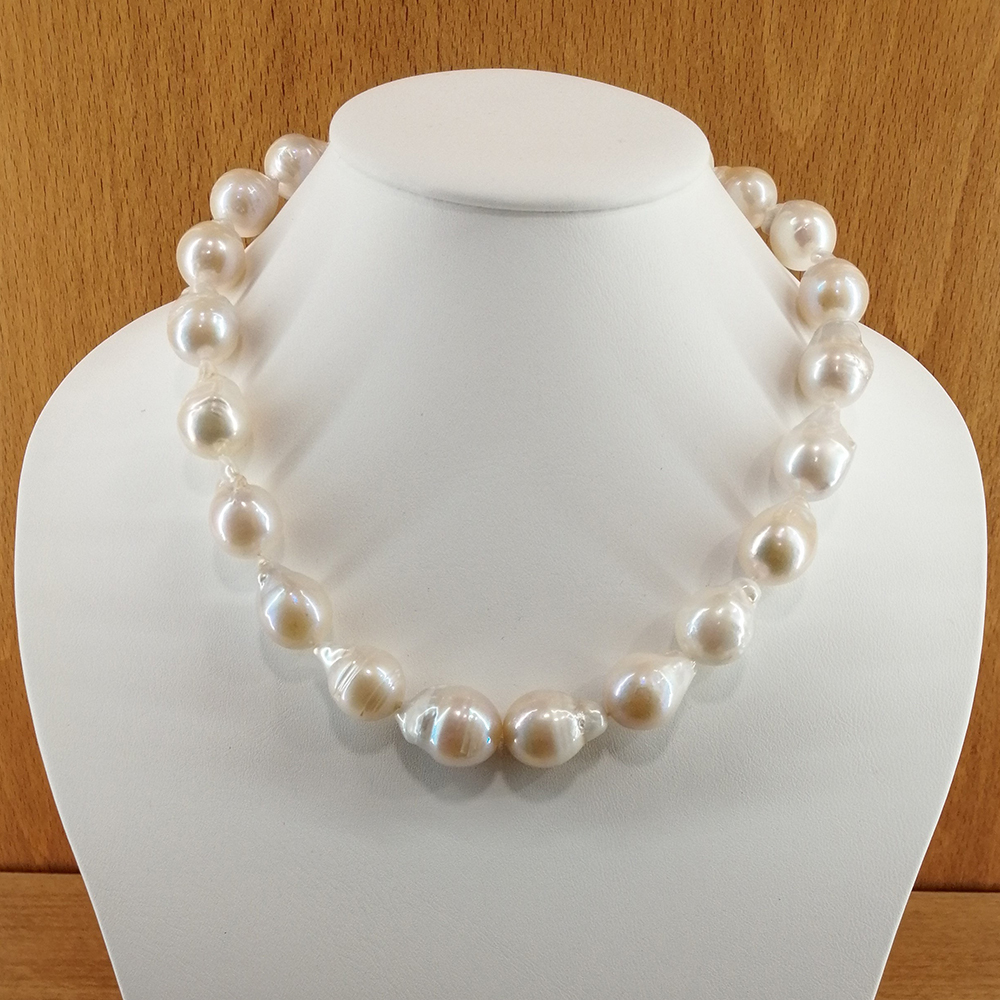 Collar perlas cultivadas barrocas de 14-20 mm - La Xabiera Marketplace productos de Xàbia