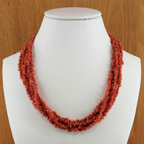 Collar de 5 vueltas de coral chip del mediterráneo