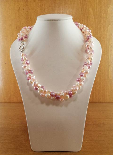 Collar de perlas cultivadas en blanco y rosa de 7/9mm, con cierre en plata de ley