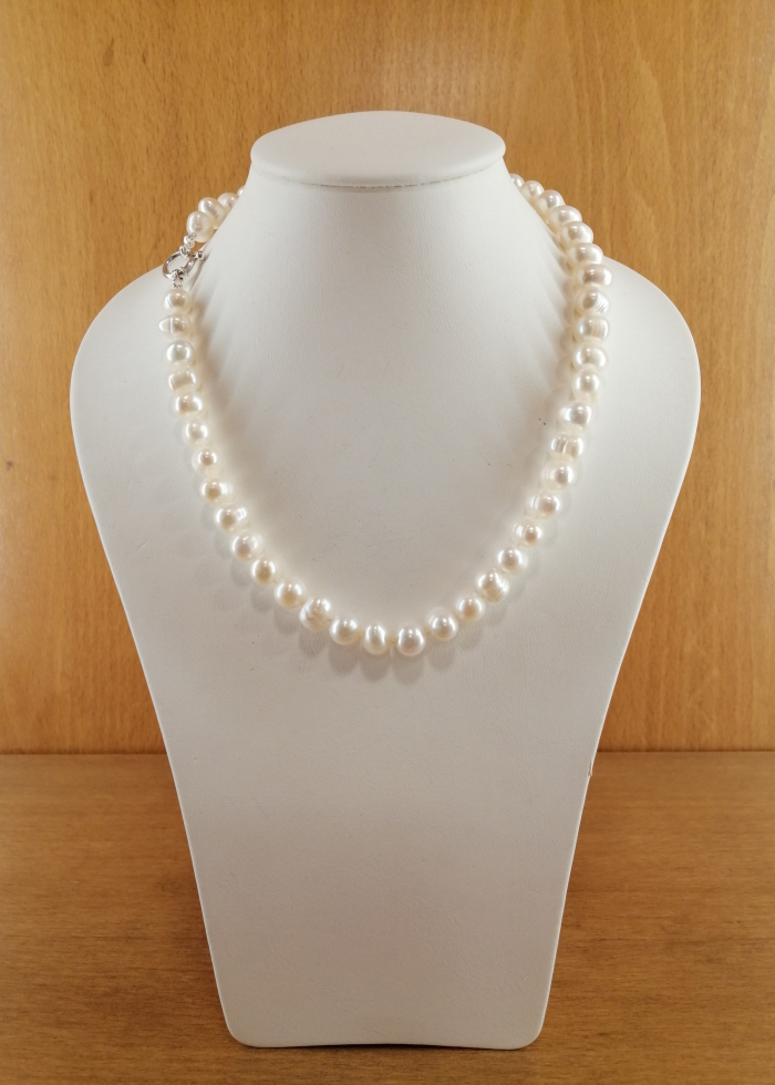 Collar de perlas cultivadas de 7/9mm, con cierre en plata de ley